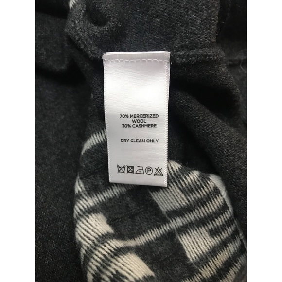 Leo & Sage Turtleneck Wool Sweater - Picture 7 of 7